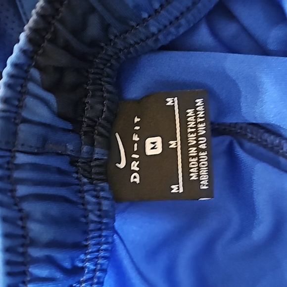 M (10/12) | Nike | boys shorts - Picture 8 of 8